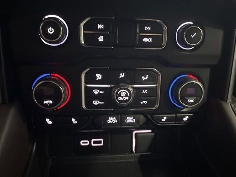 Used 2023 Chevrolet Tahoe LT w/ LT Signature Plus Package image 26