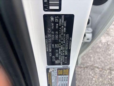 Used 2025 Kia K4 LXS FWD image 28