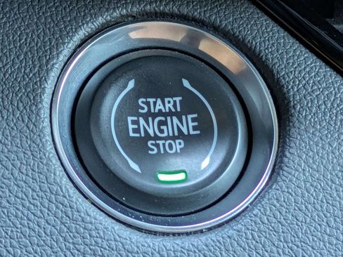 Used 2025 Buick Enclave Preferred FWD image 29