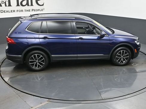 Used 2021 Volkswagen Tiguan SE AWD/4WD image 37
