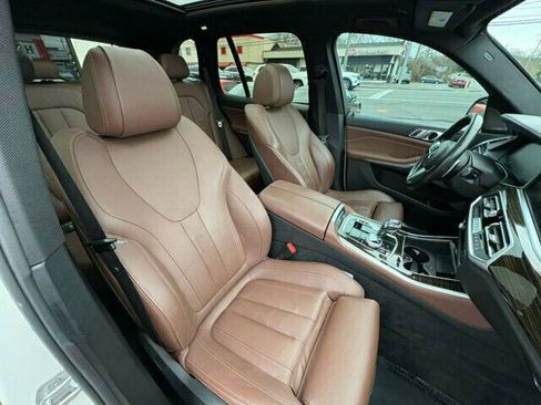 Used 2020 BMW X5 xDrive40i w/ M Sport Package image 21