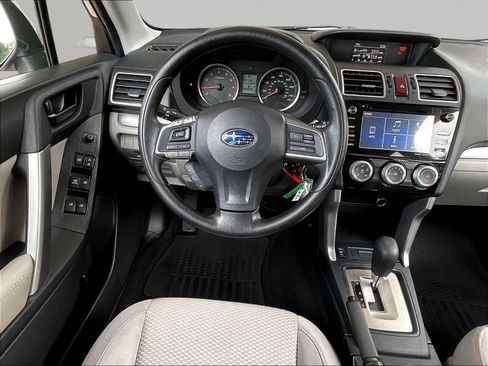 Used 2016 Subaru Forester 2.5i Premium w/ Popular Package #2 AWD/4WD image 8