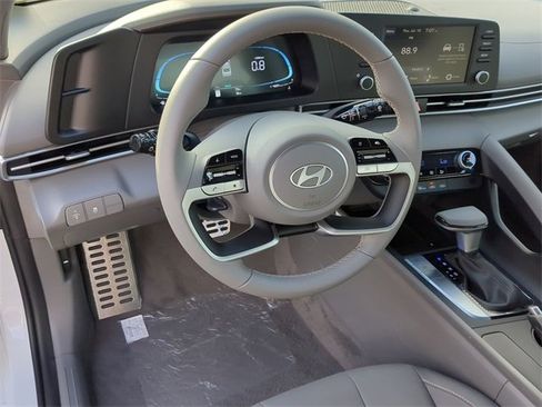 New 2025 Hyundai Elantra Sport image 14