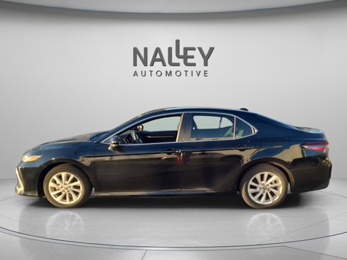 Used 2024 Toyota Camry LE image 2