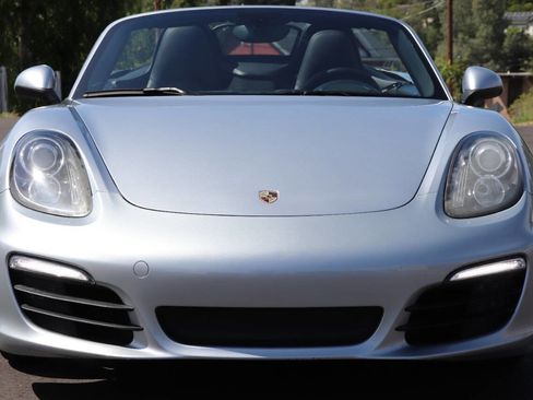 Used 2016 Porsche Boxster image 3