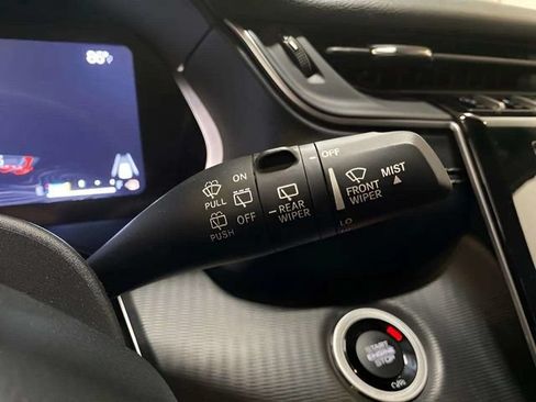 Used 2024 Jeep Grand Cherokee Laredo RWD image 34