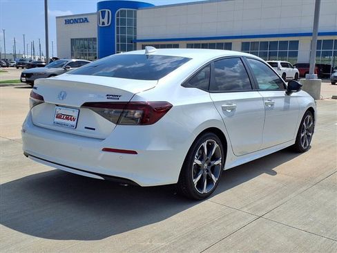 New 2026 Honda Civic Sport Touring image 4