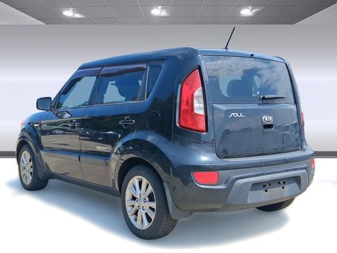 Used 2013 Kia Soul image 3