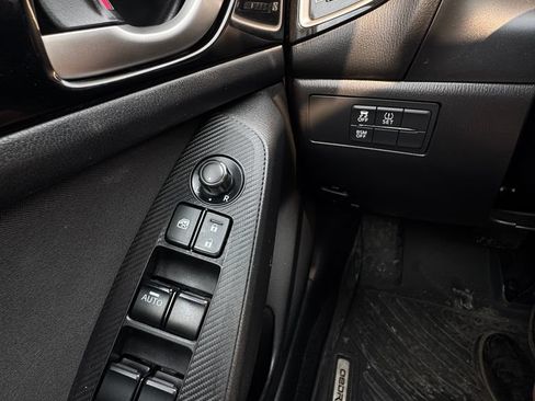 Used 2016 MAZDA MAZDA3 i Touring FWD image 12