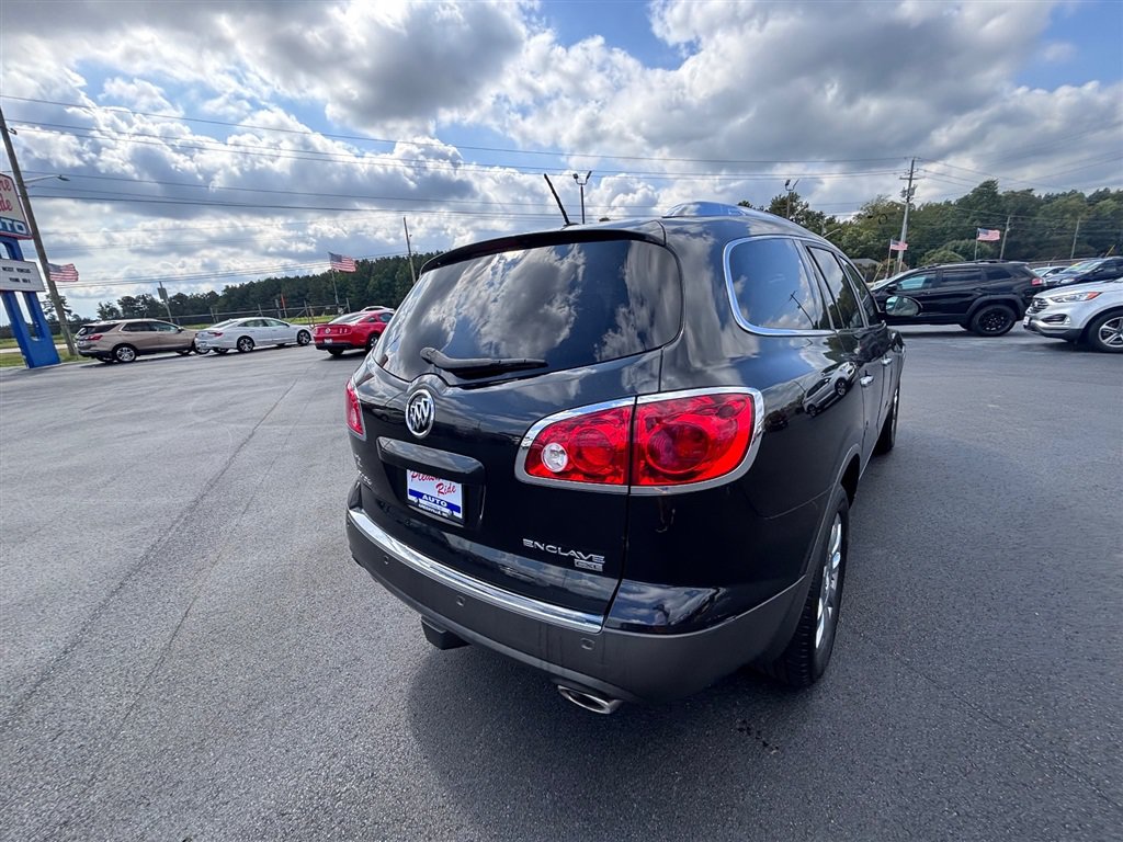 Used 2011 Buick Enclave CXL w/ Trailering Provision Package FWD image 6