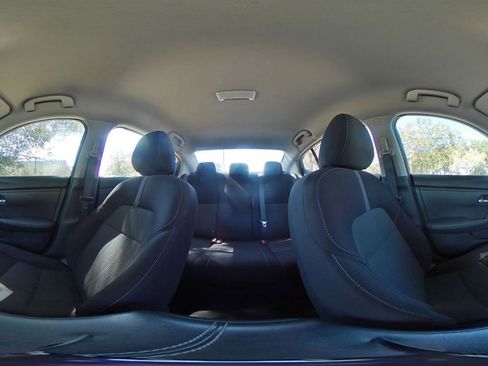 Used 2025 Nissan Sentra SV image 38