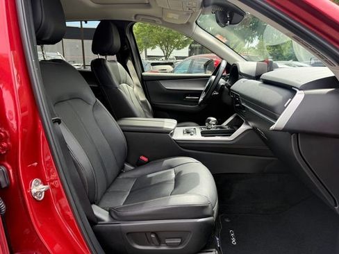 Used 2024 MAZDA CX-90 3.3 Turbo w/ Preferred Plus AWD/4WD image 32