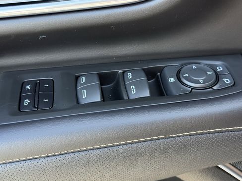 Used 2022 GMC Yukon SLT image 26