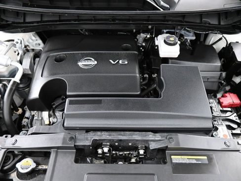 Used 2024 Nissan Murano SV w/ SV Midnight Edition Package image 19