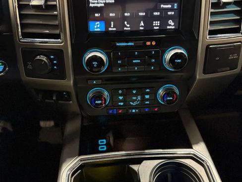 Used 2017 Ford F250 Platinum w/ Platinum Ultimate Package image 31