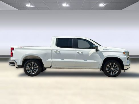 Used 2024 Chevrolet Silverado 1500 LT AWD/4WD image 8