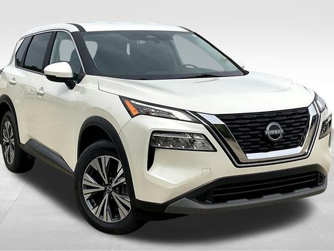 Certified 2023 Nissan Rogue SV image 18