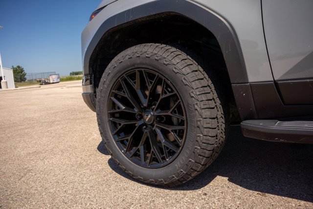 Used 2024 Lexus GX 550 AWD/4WD image 12