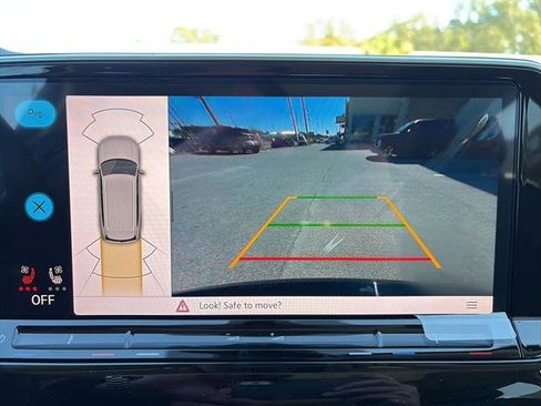 New 2026 Volkswagen Atlas SE image 22
