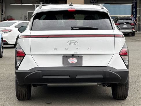 Used 2026 Hyundai Kona SEL Sport FWD image 6