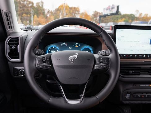 New 2025 Ford Bronco Sport Outer Banks w/ Outer Banks Tech Package+ AWD/4WD image 28