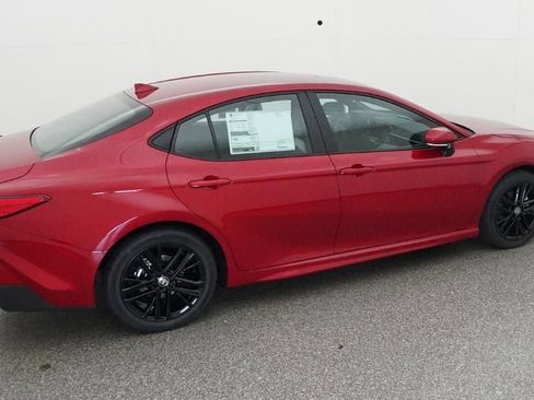 New 2026 Toyota Camry SE FWD image 10