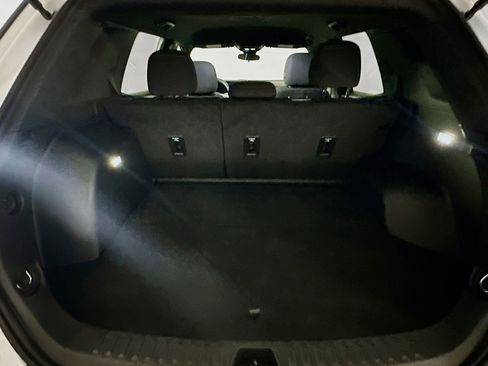 Used 2025 Chevrolet Equinox LT image 27