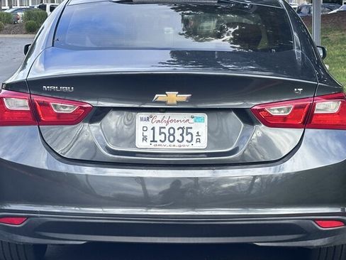 Used 2017 Chevrolet Malibu LT image 7