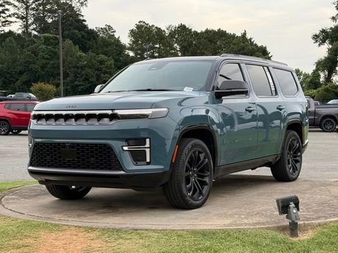 New 2026 Jeep Grand Wagoneer Summit AWD/4WD image 3