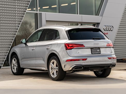 Certified 2023 Audi Q5 e Premium w/ Convenience Package image 5