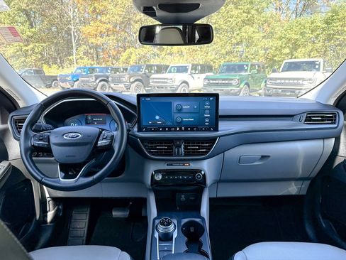 Certified 2023 Ford Escape Platinum image 23