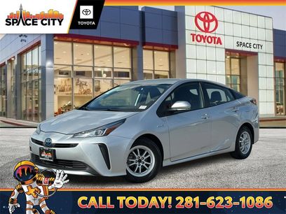 Used 2022 Toyota Prius L Eco