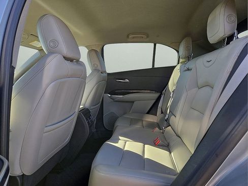 Used 2023 Cadillac XT4 Premium Luxury image 17