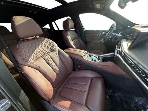 Used 2025 BMW X6 xDrive40i w/ Executive Package AWD/4WD image 16