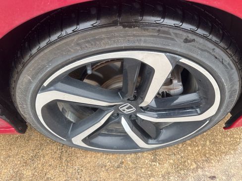 Used 2021 Honda Accord Sport image 12