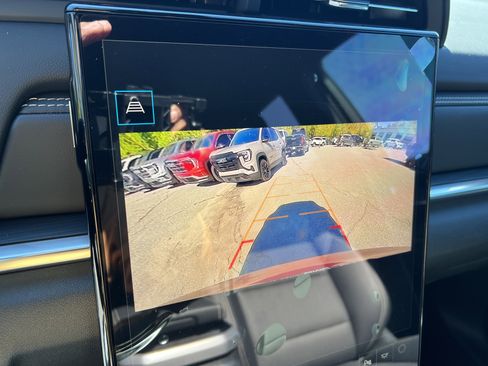 New 2026 GMC Terrain Elevation w/ Elevation Premium Package image 28