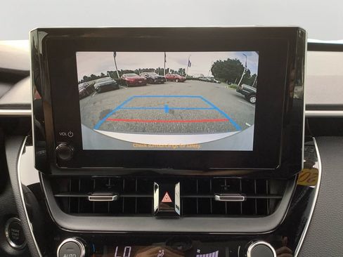 Used 2025 Toyota Corolla SE FWD image 31