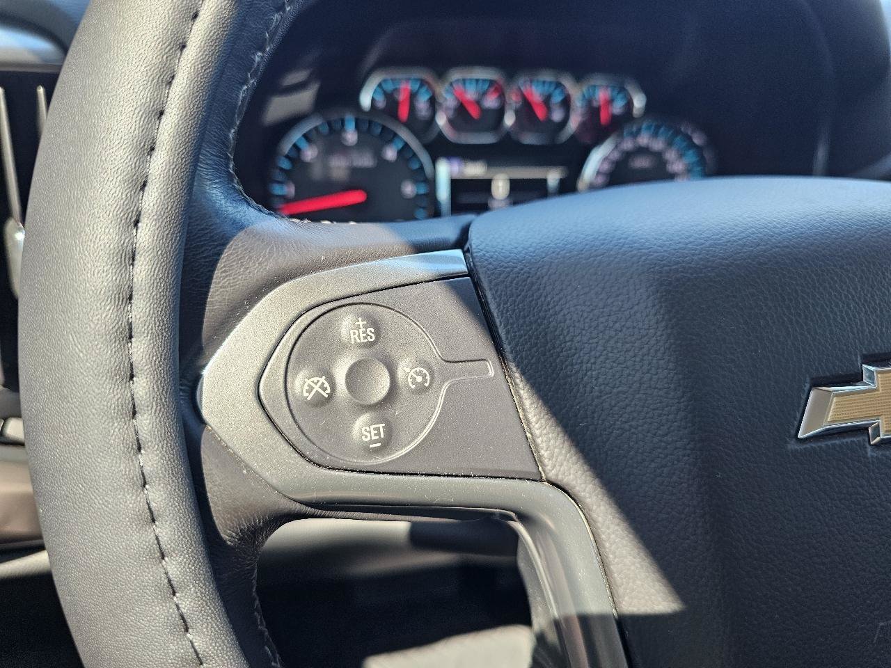 Used 2018 Chevrolet Silverado 1500 LT w/ Texas Edition AWD/4WD image 48