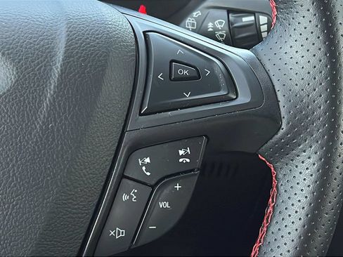 Used 2022 Ford Edge ST-Line AWD/4WD image 20