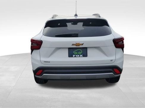 Certified 2024 Chevrolet Trax LT w/ Driver Confidence Package FWD image 4