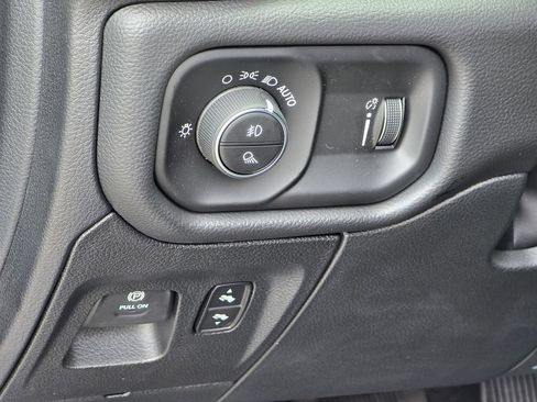 New 2026 RAM 1500 Big Horn w/ Night Edition AWD/4WD image 32