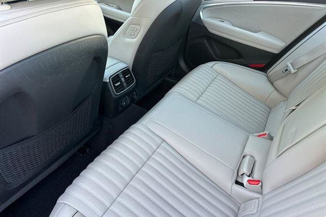 Used 2023 Genesis G70 2.0T w/ Sport Prestige Package RWD image 12