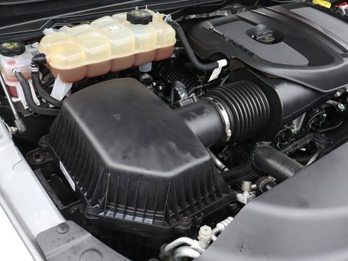 Used 2025 RAM 1500 Big Horn AWD/4WD image 14