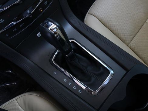 Used 2015 Lincoln MKT AWD w/ Equipment Group 201A image 34