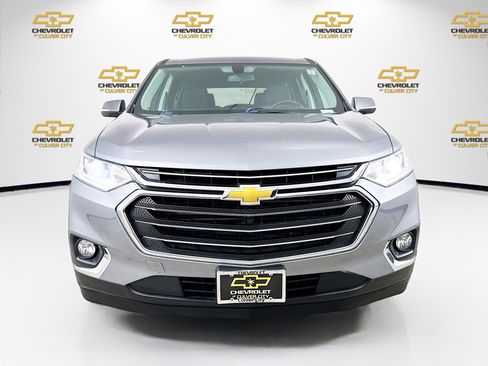 Used 2019 Chevrolet Traverse LT FWD image 2