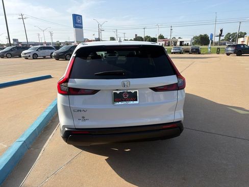 Used 2025 Honda CR-V EX-L image 10