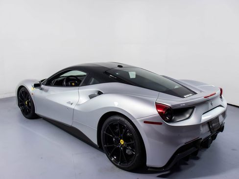 Certified 2016 Ferrari 488 GTB image 8