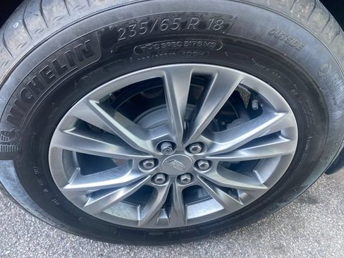 Used 2021 Cadillac XT5 Premium Luxury FWD image 7