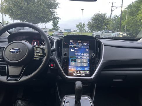 Used 2024 Subaru Crosstrek 2.0i Premium AWD/4WD image 27