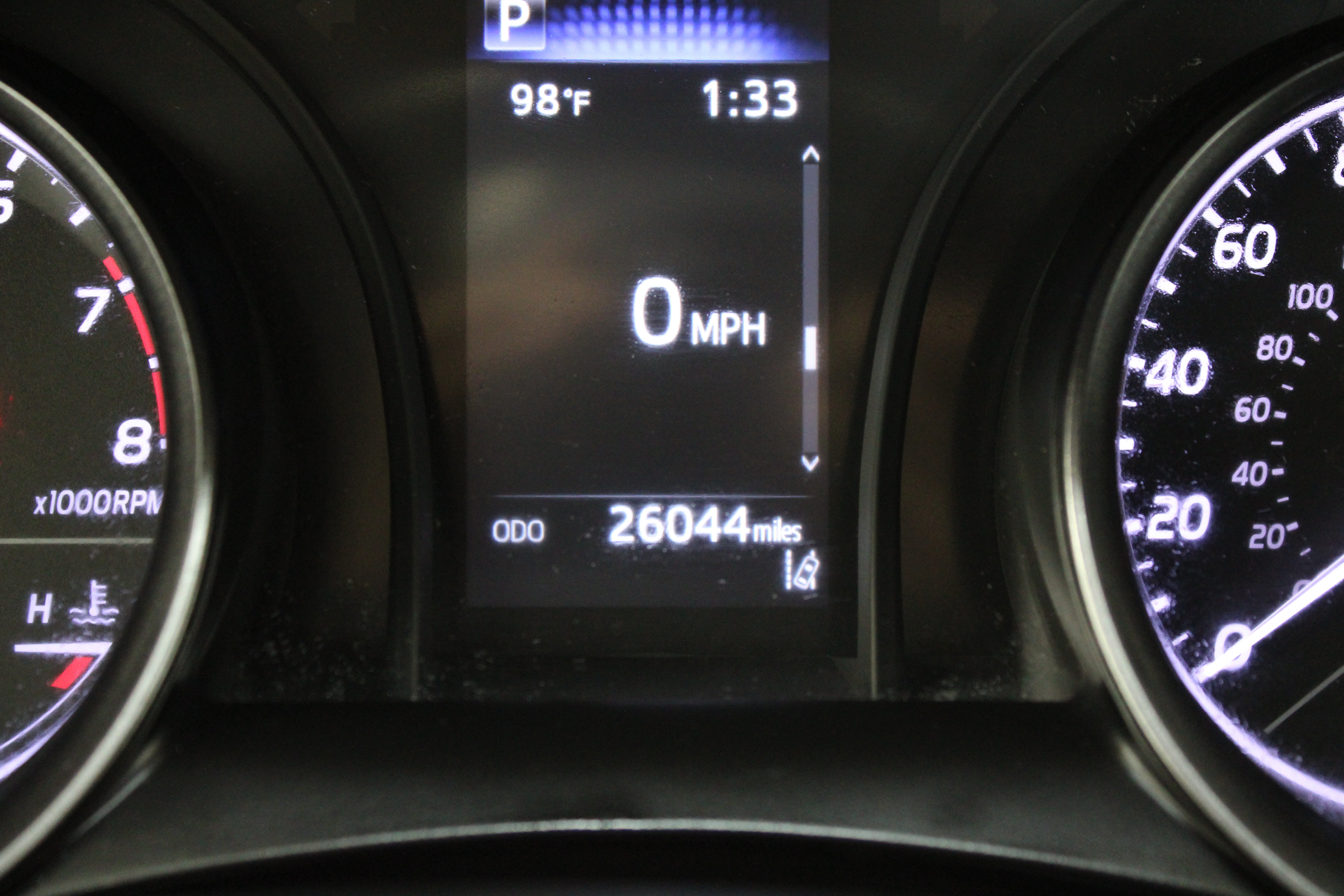 Used 2024 Toyota Camry SE w/ Convenience Package FWD image 39